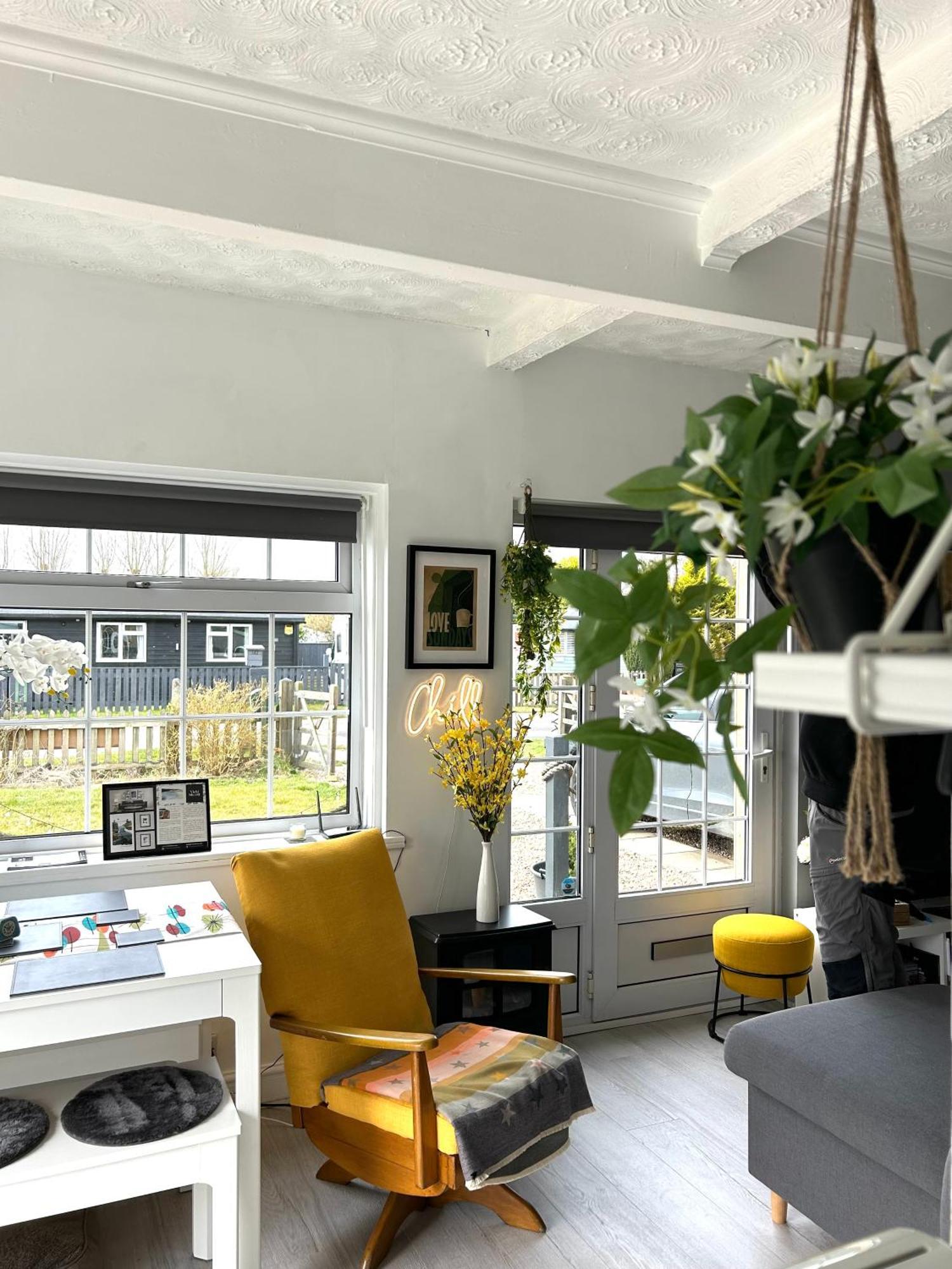 The Chalet By Hip Haus Humberston Экстерьер фото